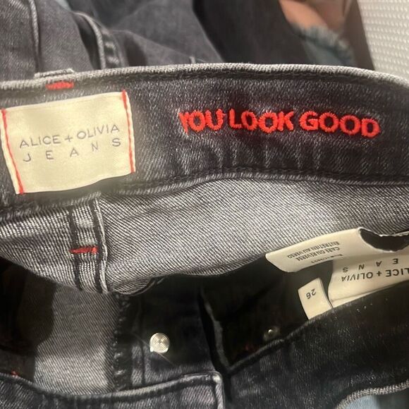 ✨HP✨Alice + Olivia Good Hr Exposed Button Ankle Skinny Black Sz 26 Jeans✨ - Picture 4 of 8